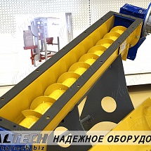 Обзор винтового конвейера DEMIX LM ITALTECH желобчатого типа, предназначенного для транспортировки пылевых, зерновых и мелкокусковых материалов, склонных к уплотнению и комкованию.